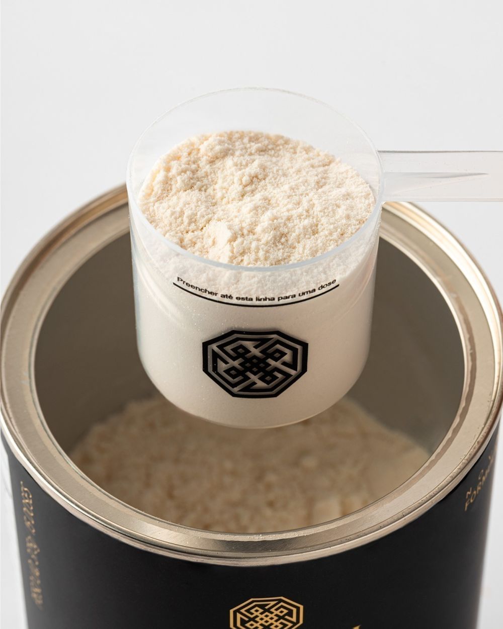 Vanilla Whey Lata | Essential Nutrition 750g